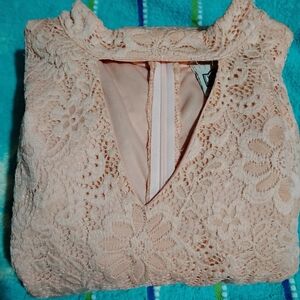 Elegant Lace Maxi Dress in Blush Pink